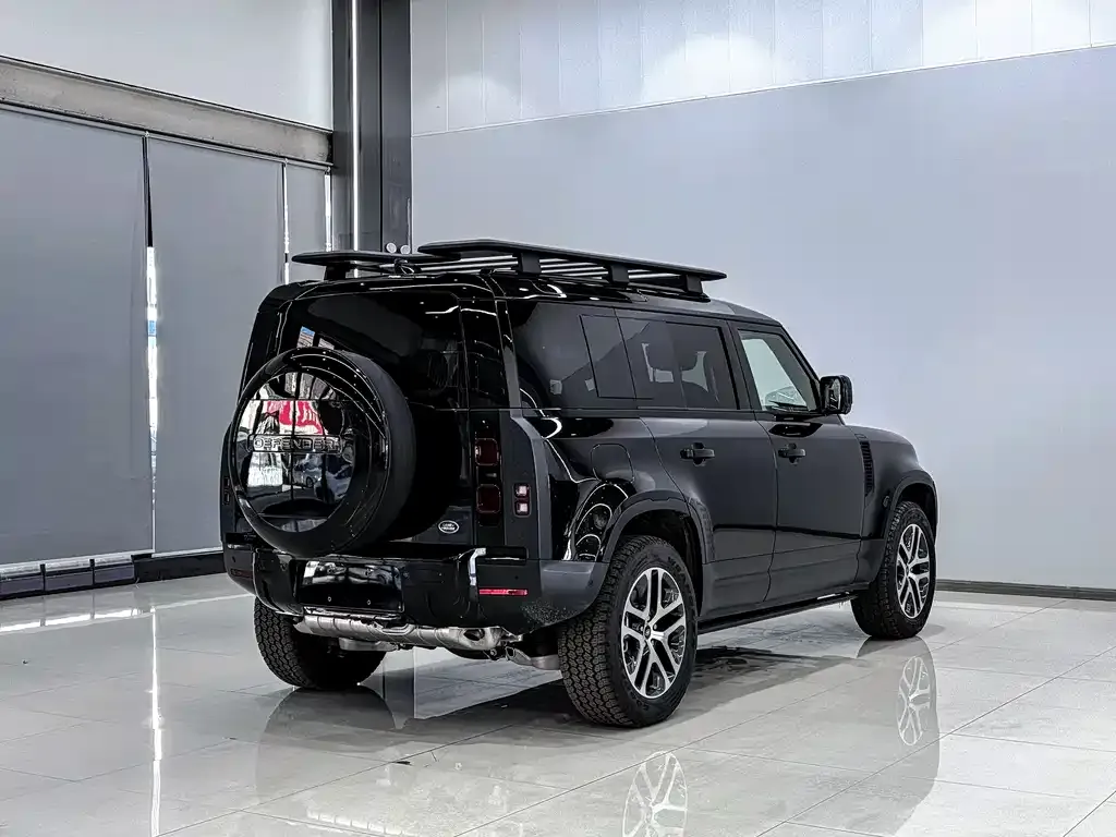 Land Rover Defender — фото 8