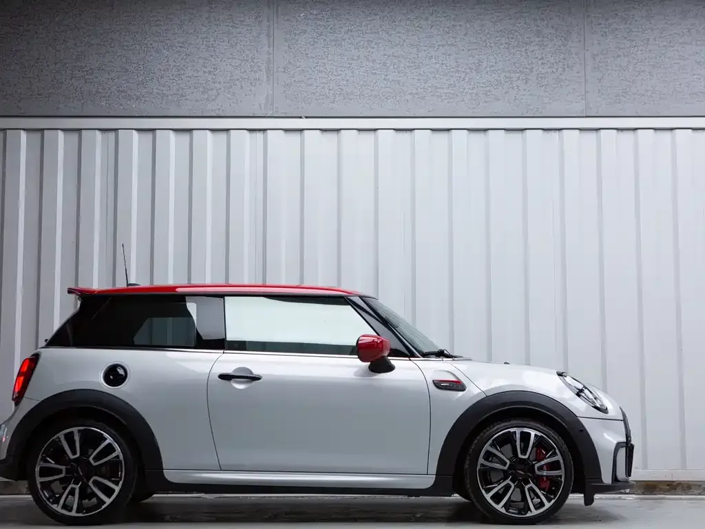 MINI JCW (John Cooper Works) — фото 9