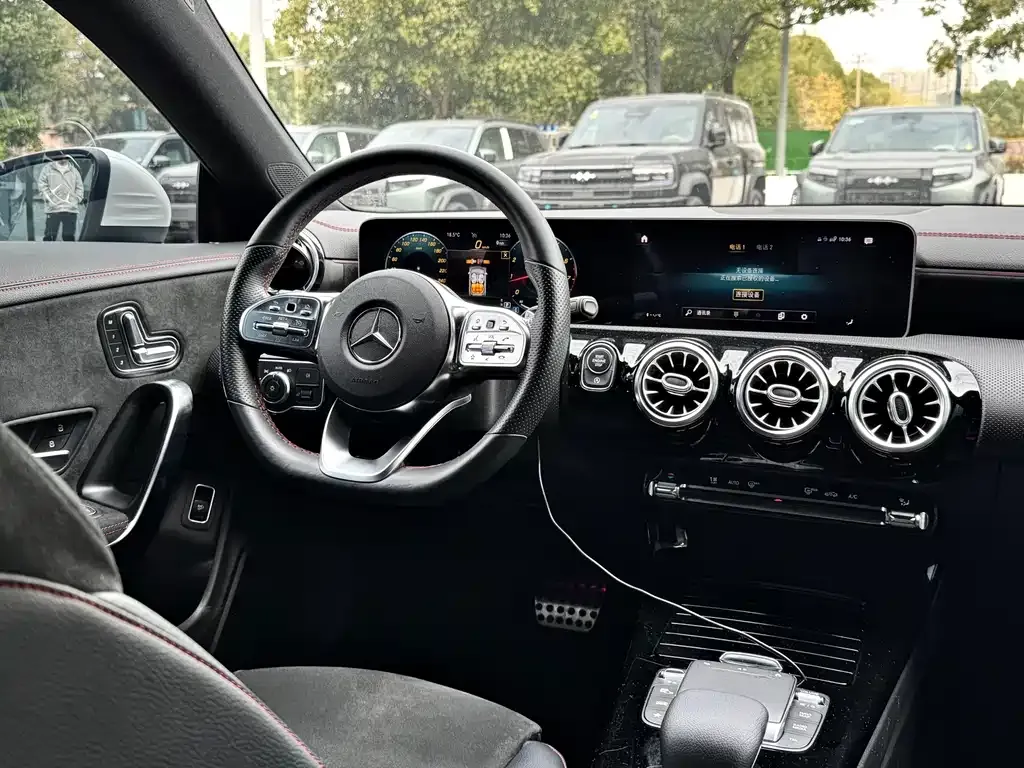 Mercedes-Benz CLA (Import) — фото 4
