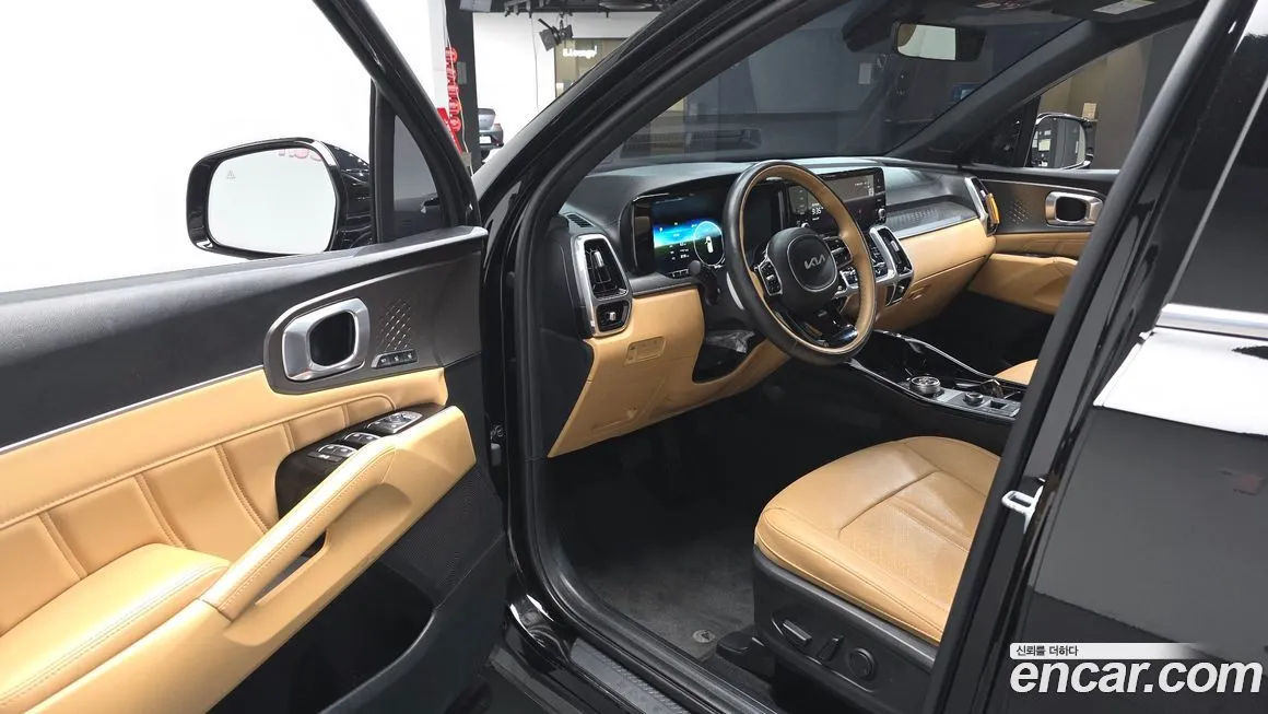 Kia Sorento — фото 10