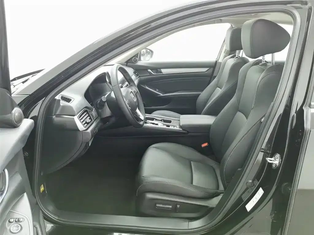 Honda Accord 2021 из CN, фото 6