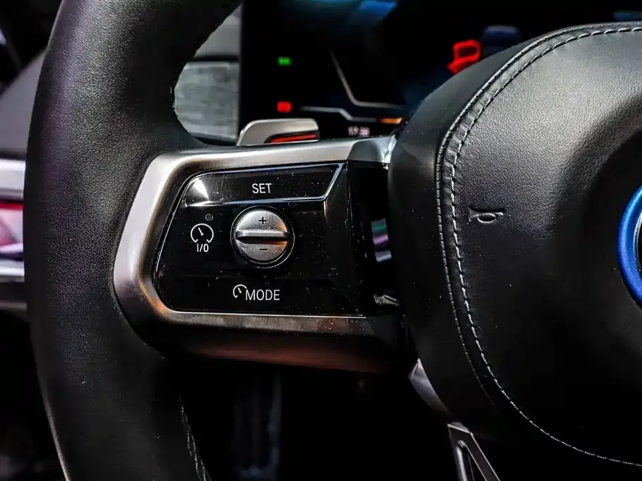 BMW i7 2023 из CN, фото 5
