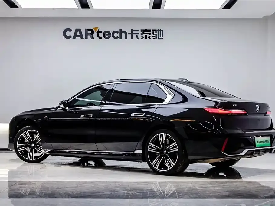 BMW i7 2023 из CN, фото 7