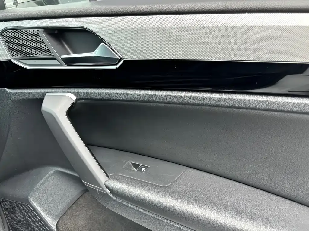 Volkswagen Tayron 2021 из CN, фото 8