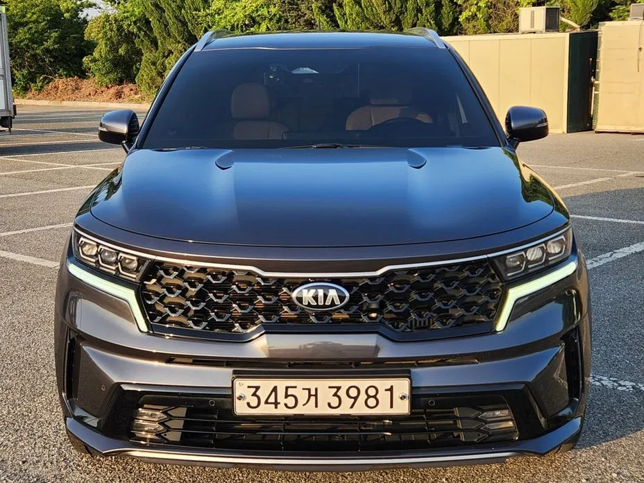 Kia Sorento — фото 1