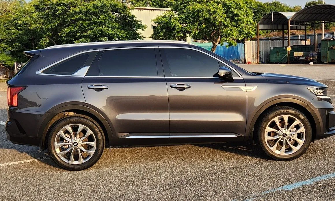 Kia Sorento — фото 6