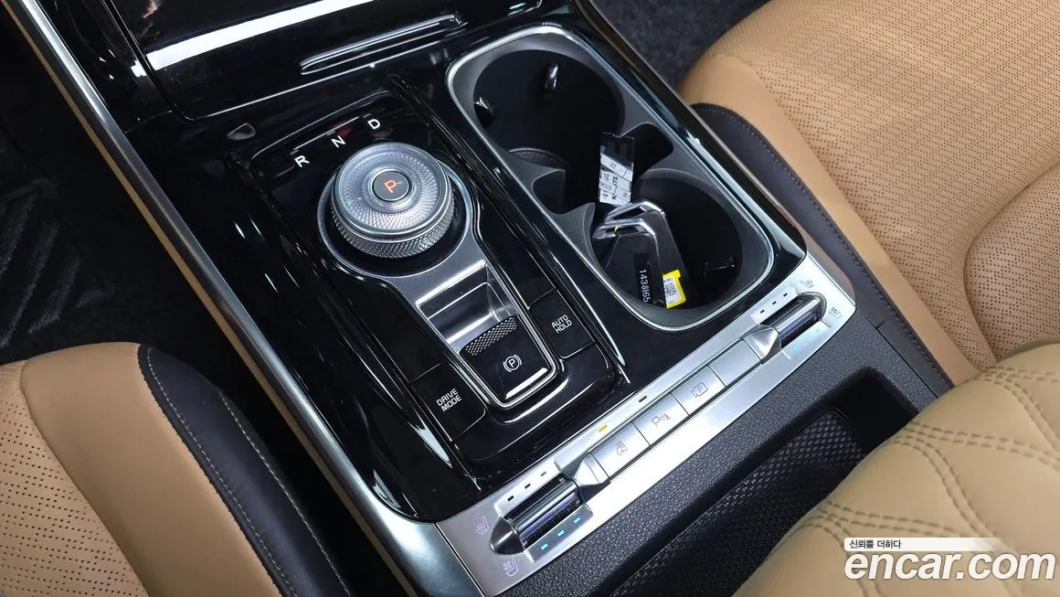 Kia Carnival — фото 10