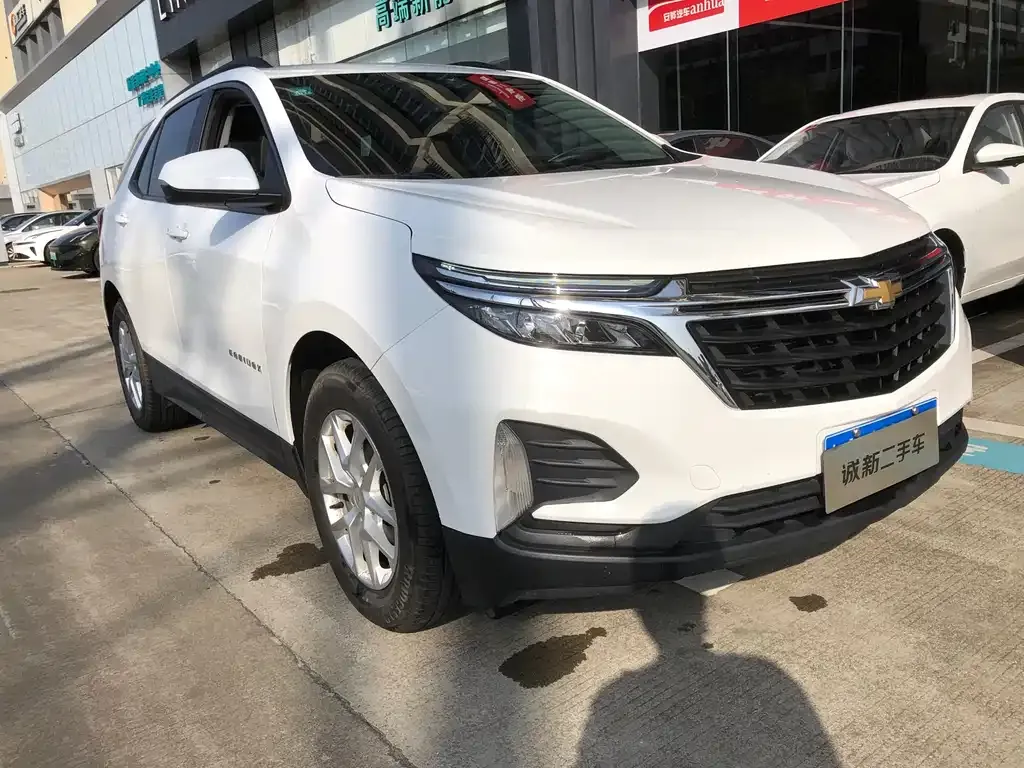 Chevrolet Equinox 2023 из CN, фото 10