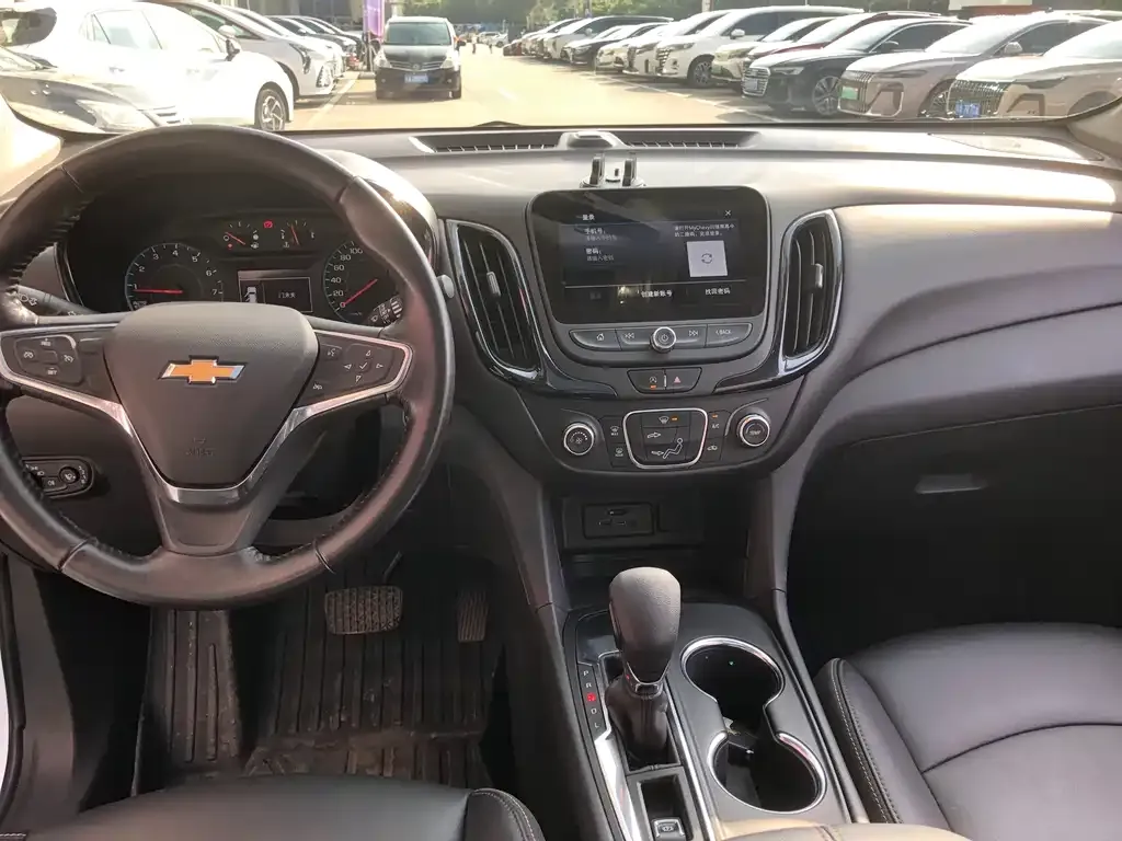 Chevrolet Equinox 2023 из CN, фото 5