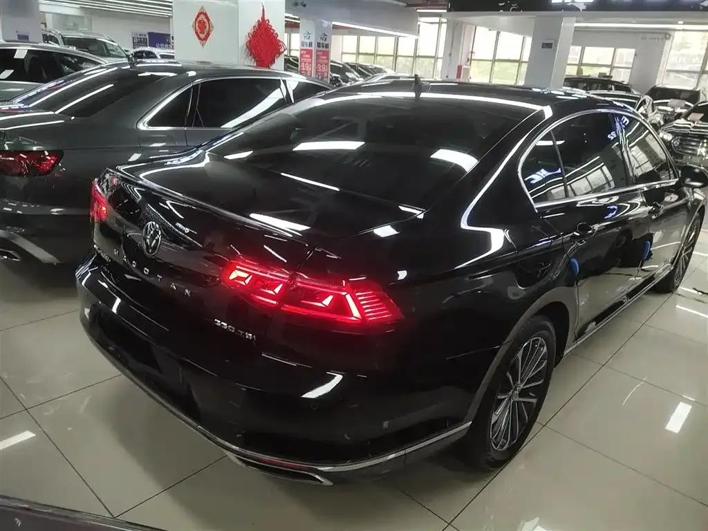 Volkswagen Magotan 2021 из CN, фото 5