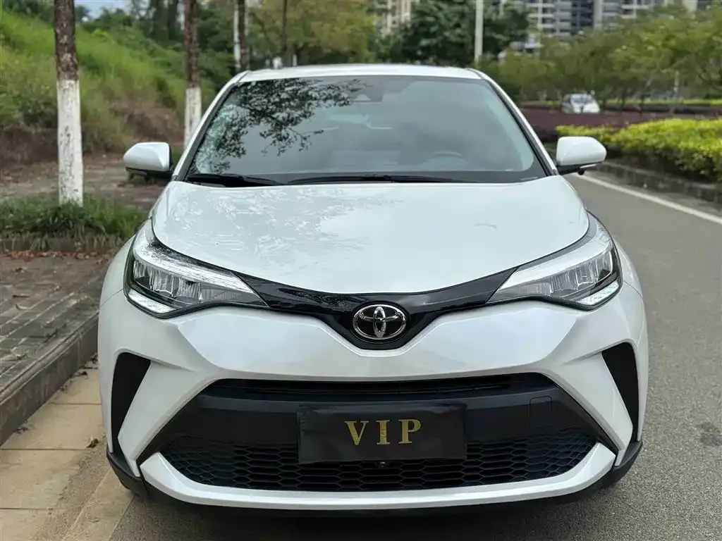 Toyota C-HR — фото 5