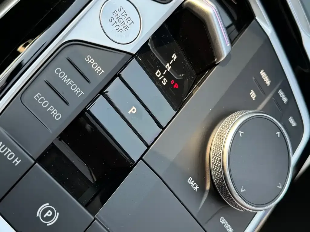 BMW 3 Series 2024 из CN, фото 5