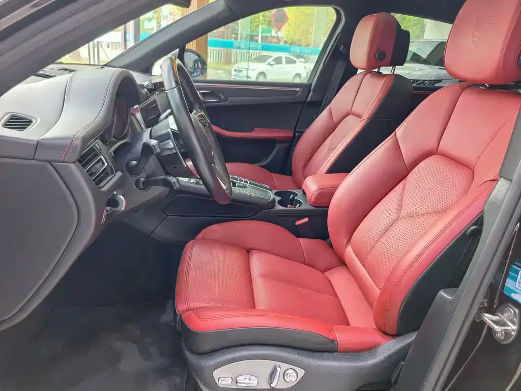 Porsche Macan 2021 из CN, фото 4