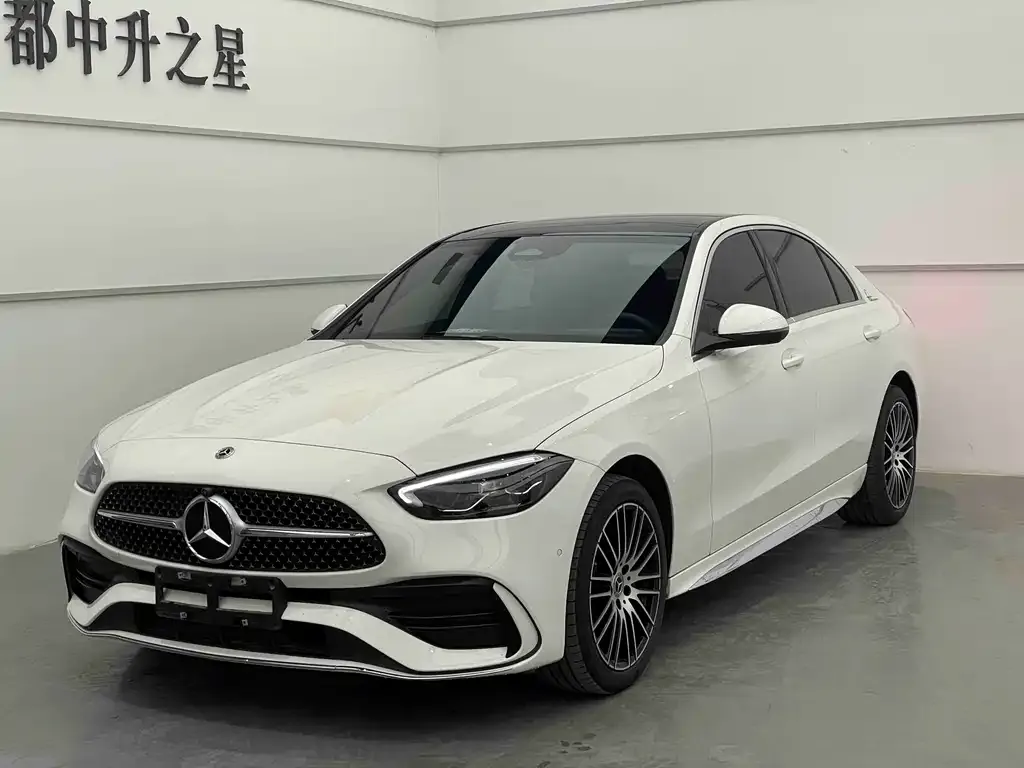 Mercedes-Benz C-Class — фото 1