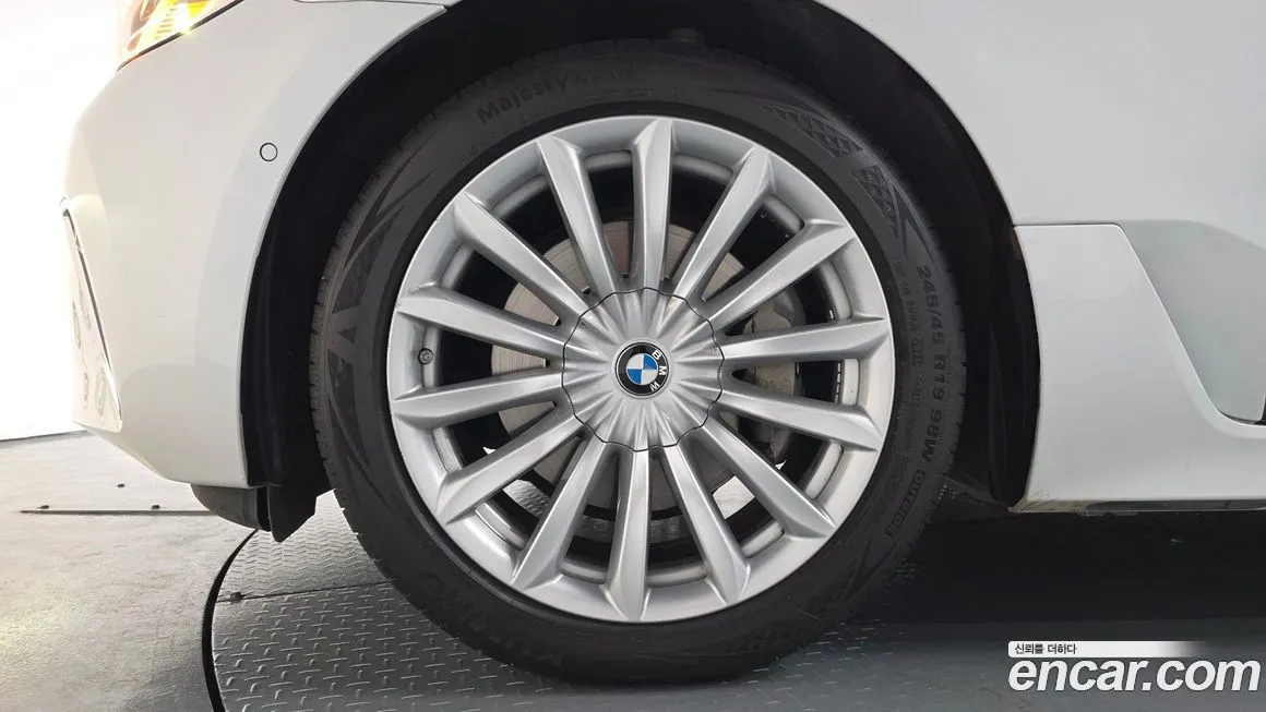BMW Gran Turismo 2023 из KR, фото 9