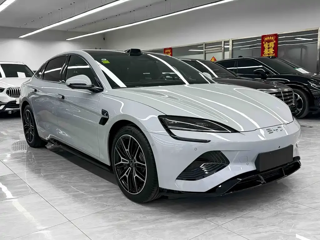 BYD Seal — фото 6