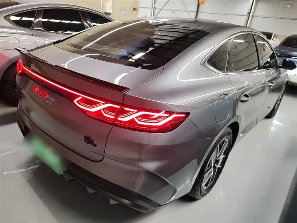 BYD Qin L — фото 10