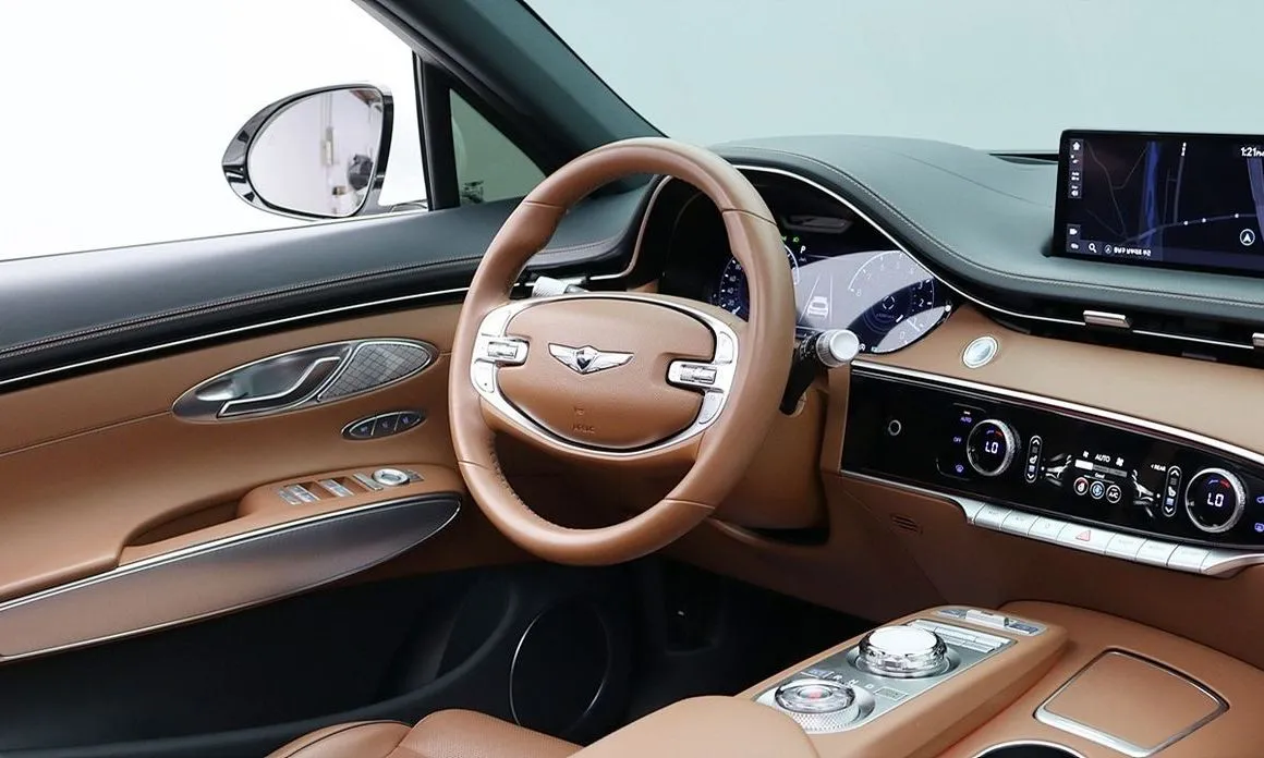 Genesis GV70 — фото 10