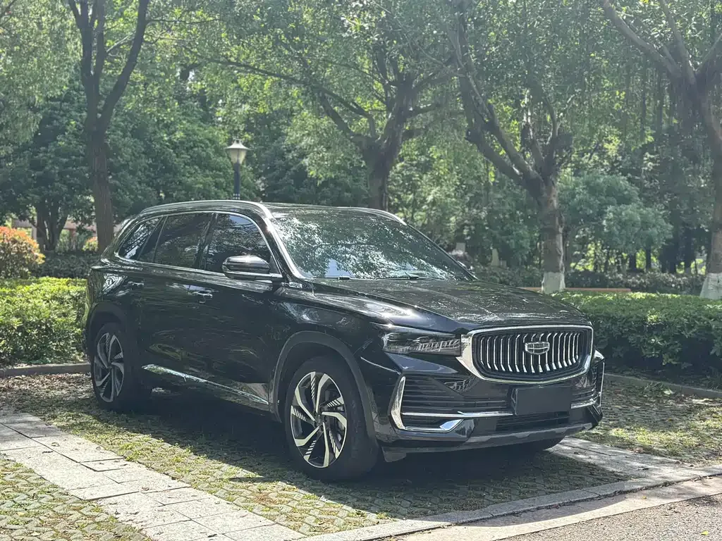 Geely Xingyue L — фото 10