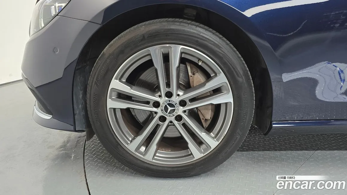 Mercedes-Benz E-Class 2022 из KR, фото 9