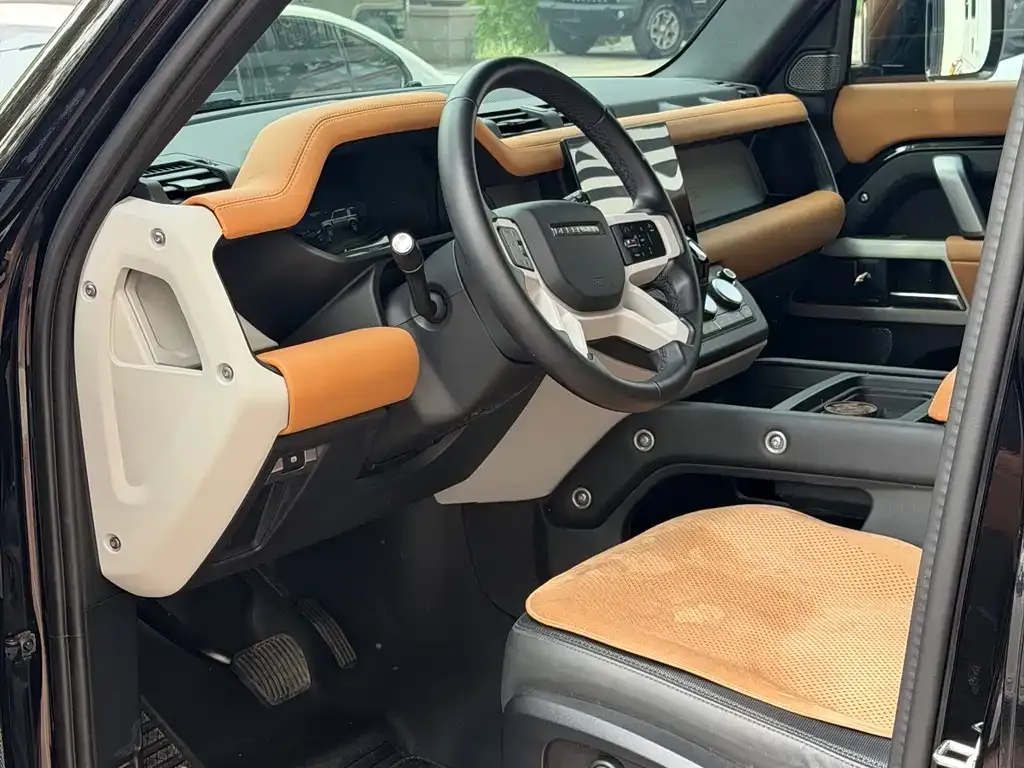 Land Rover Defender — фото 4