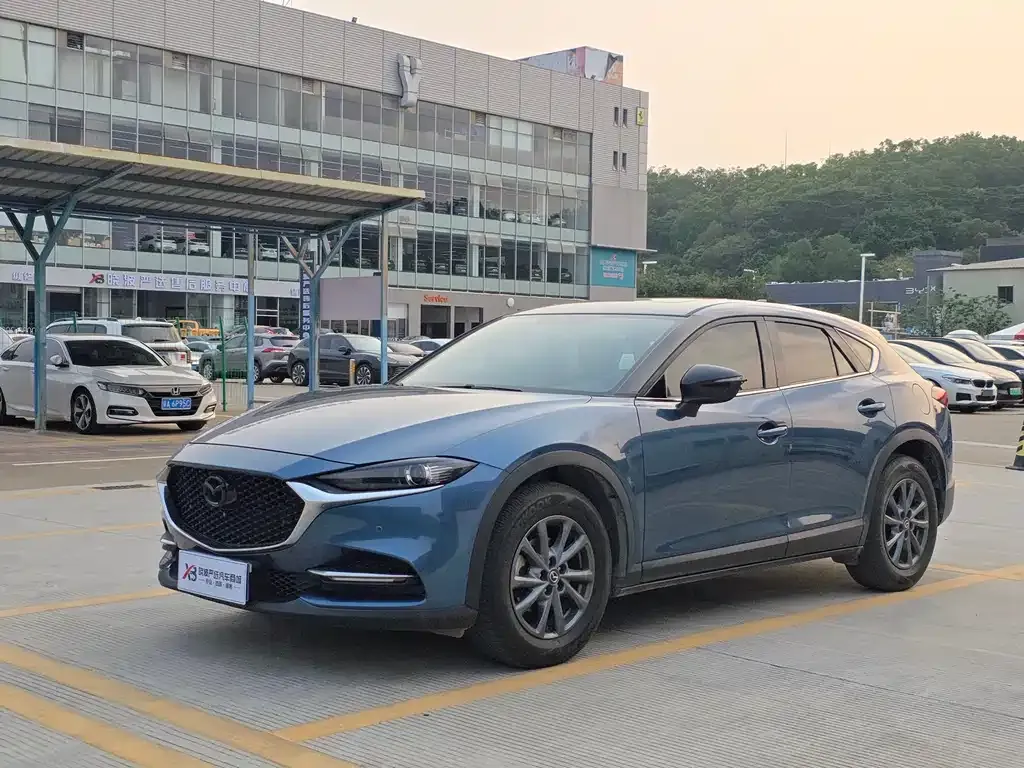 Mazda CX-4 — фото 1