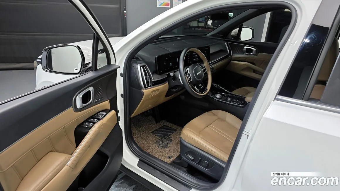 Kia Sorento — фото 9