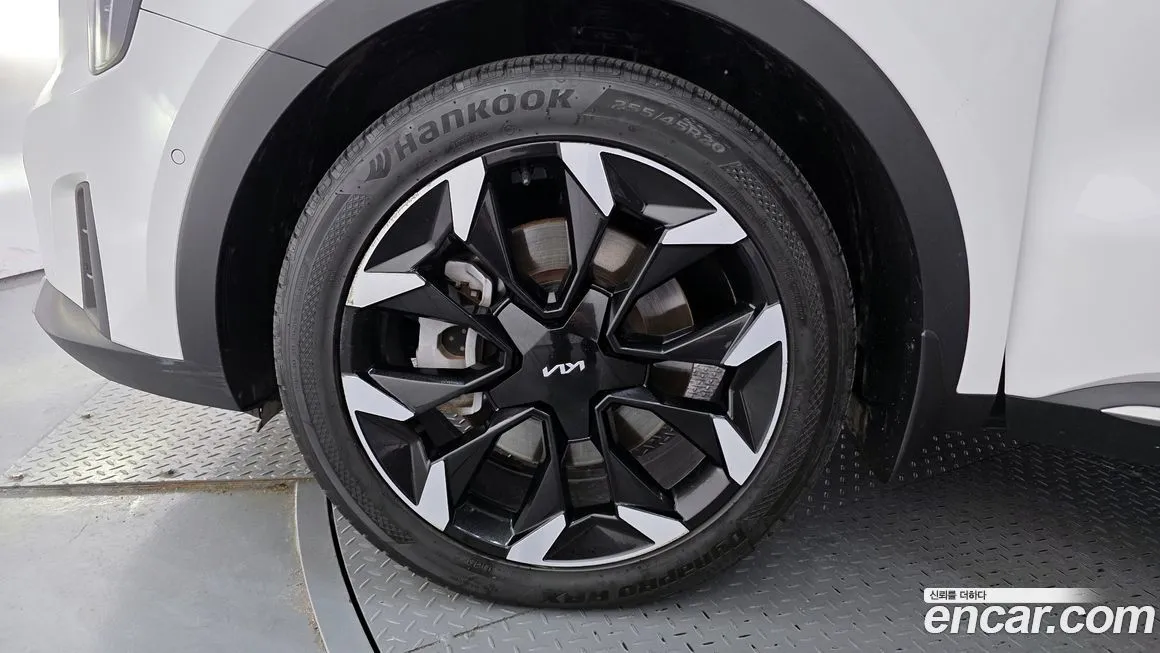Kia Sorento — фото 10