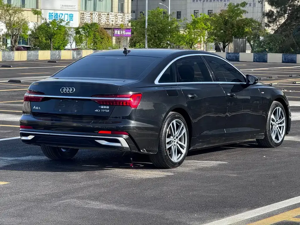 Audi A6L — фото 10