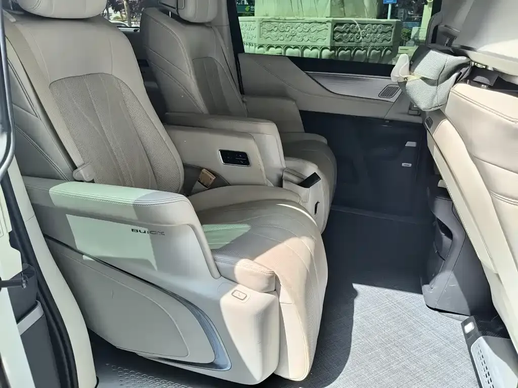 Buick GL8 Hybrid 2025 из CN, фото 7