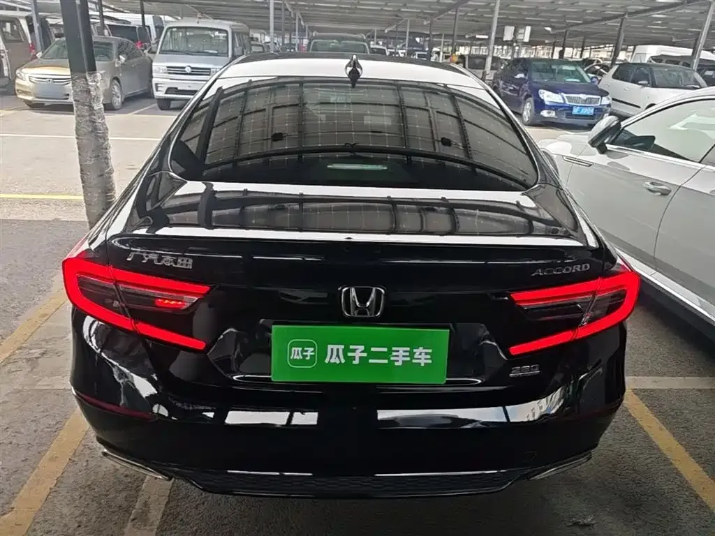 Honda Accord — фото 3