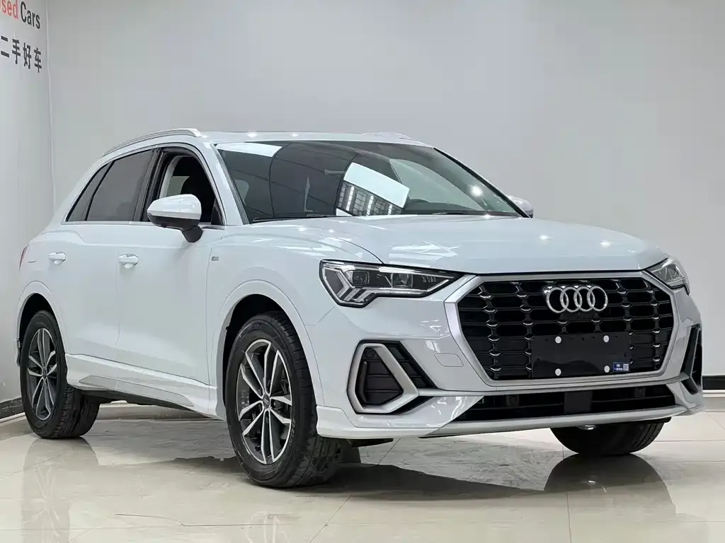 Audi Q3 — фото 4