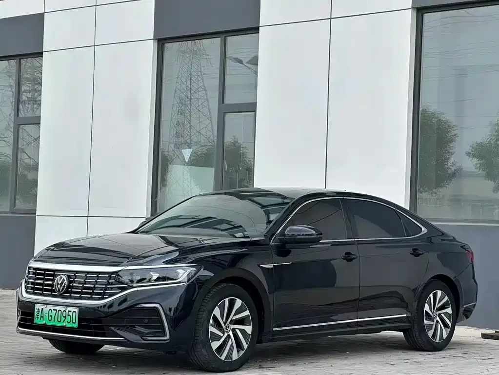 Volkswagen 帕萨特插电混动 — фото 2