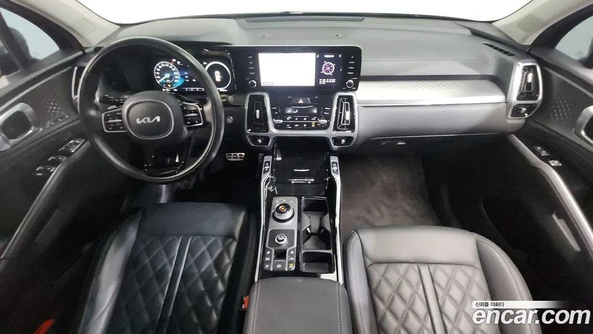 Kia Sorento — фото 8