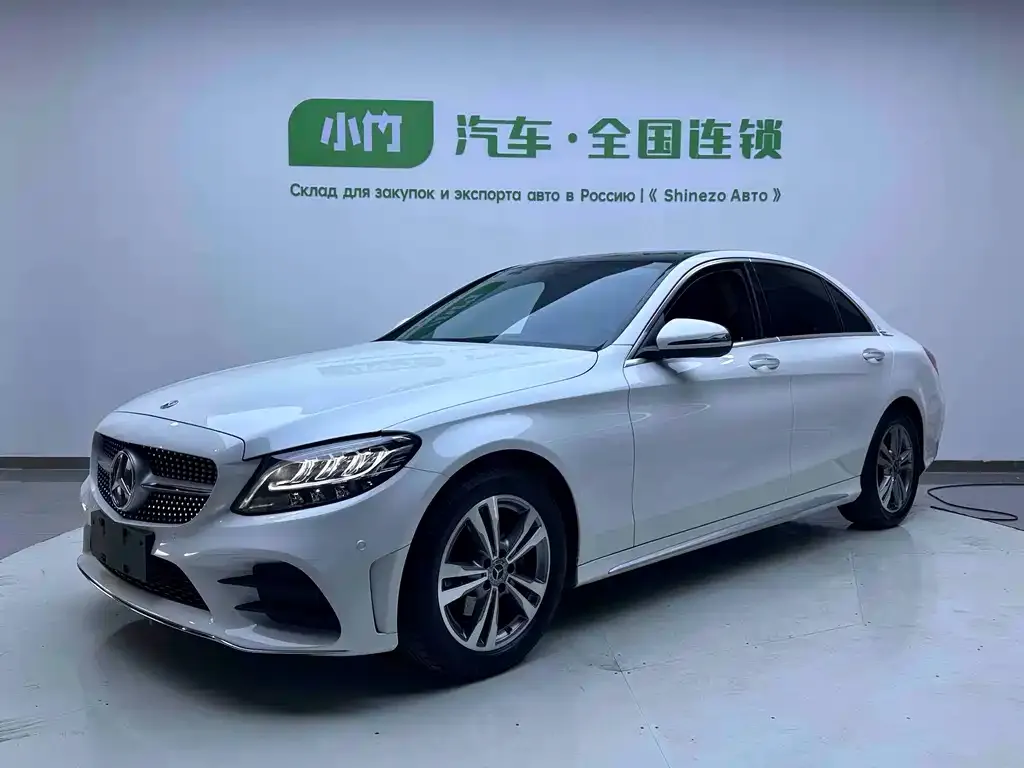 Mercedes-Benz C-Class — фото 1