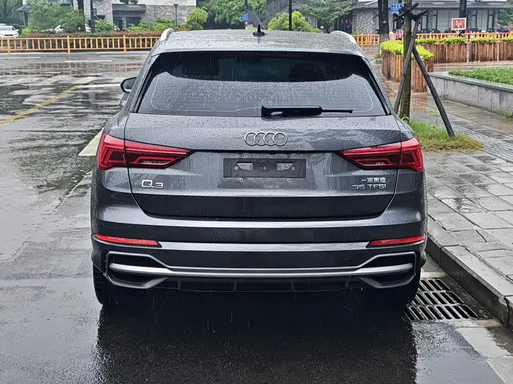 Audi Q3 — фото 4