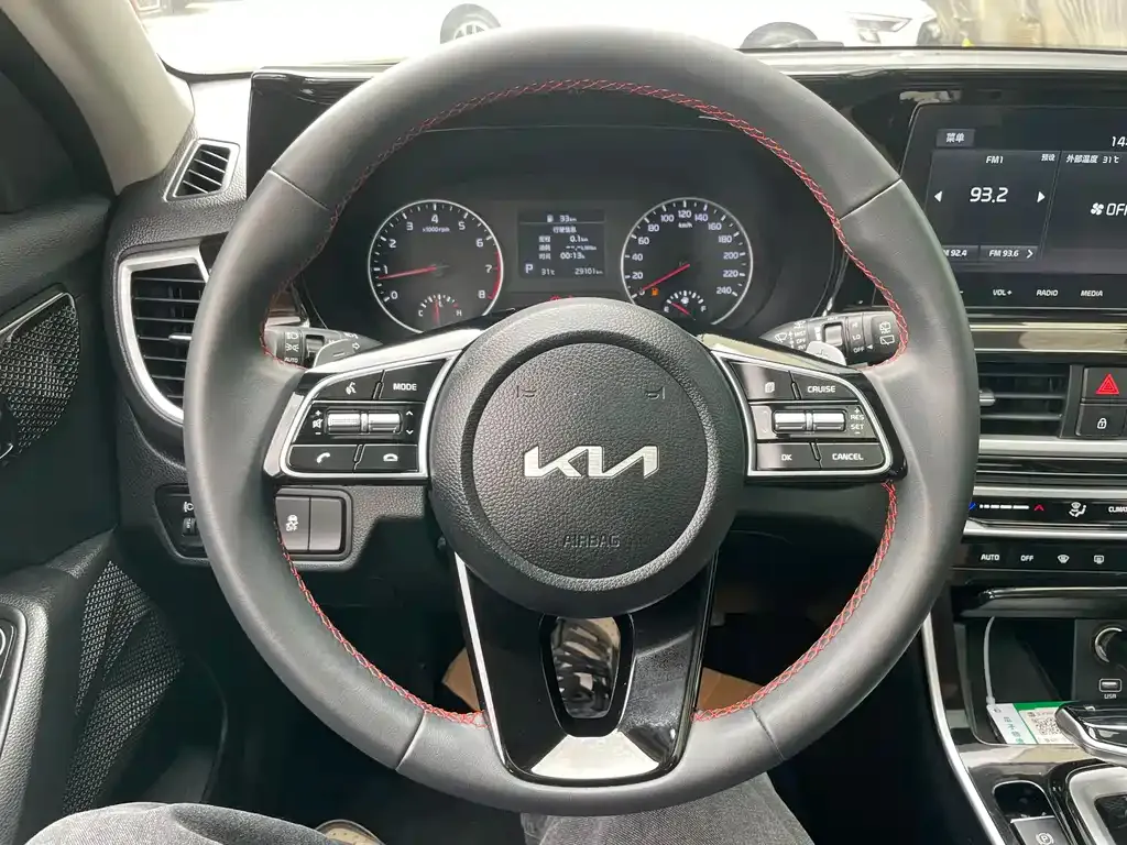 Kia KX3 — фото 8