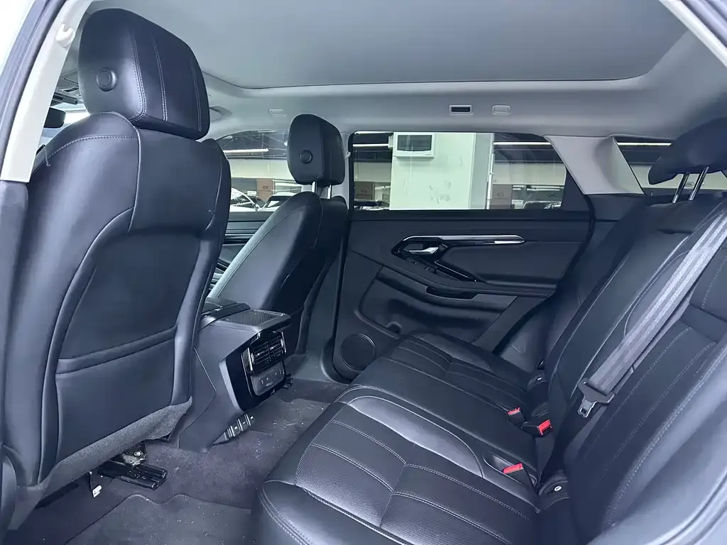 Land Rover Evoque 2022 из CN, фото 3