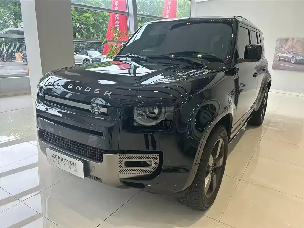 Land Rover Defender — фото 1