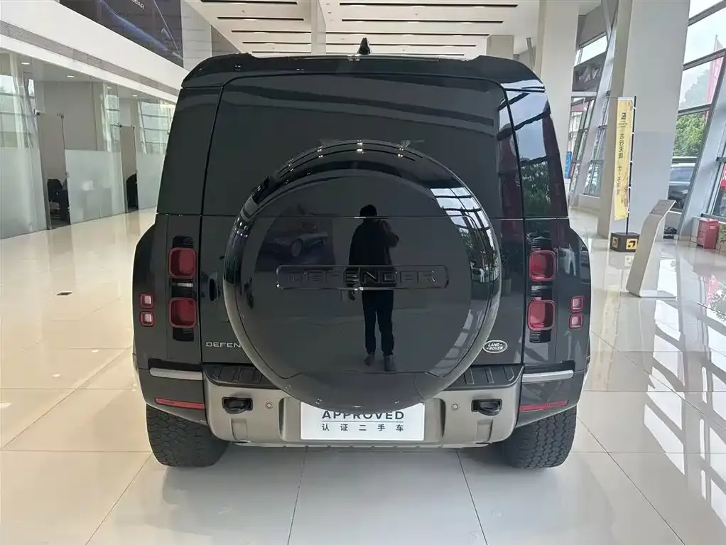 Land Rover Defender — фото 5
