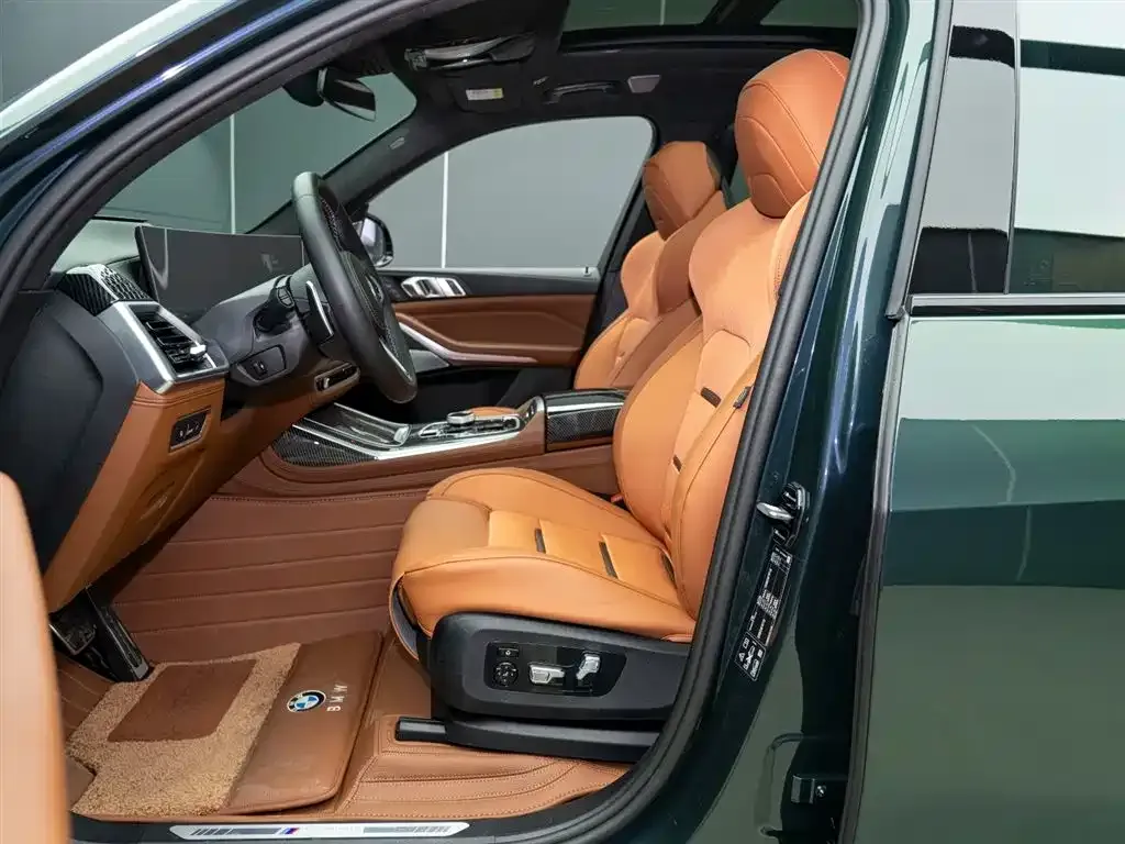 BMW X7 M60i 2025 из CN, фото 10
