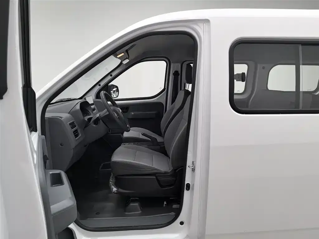 Wuling Yangguang 2025 из CN, фото 3