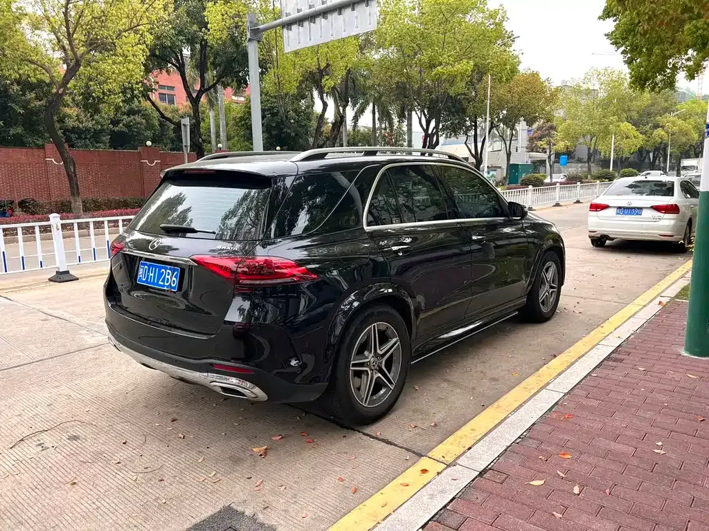 Mercedes-Benz GLE — фото 9