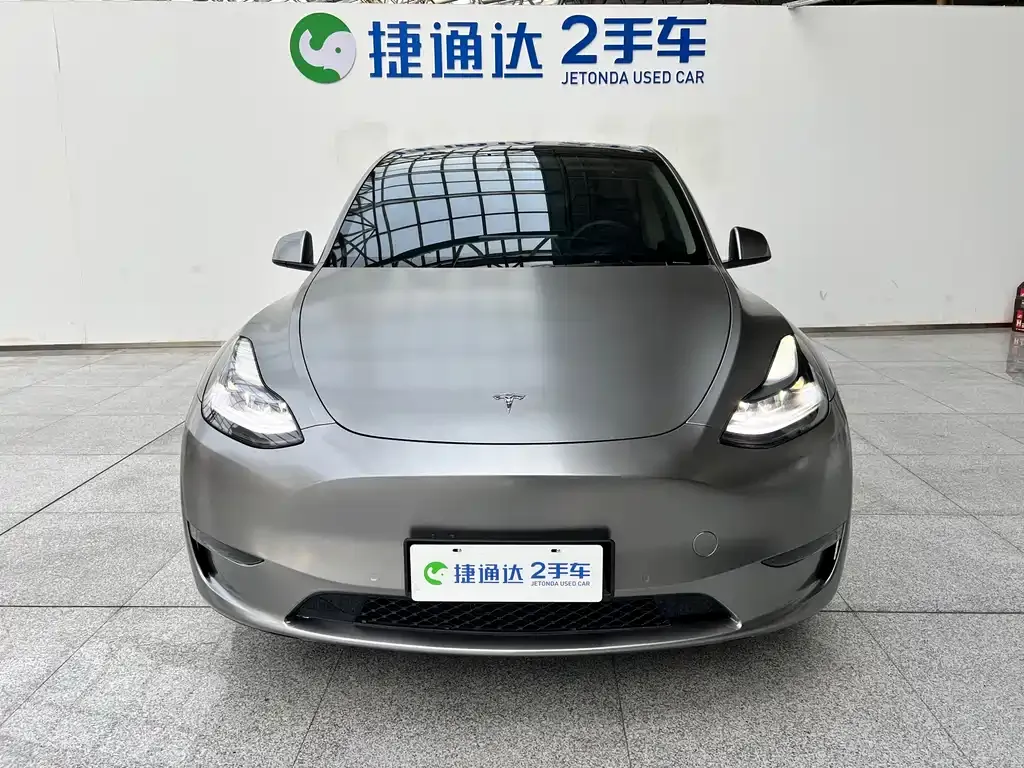 Tesla Model Y — фото 8