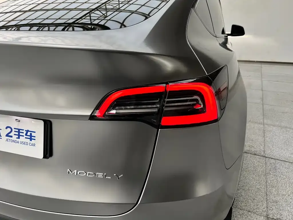 Tesla Model Y — фото 3
