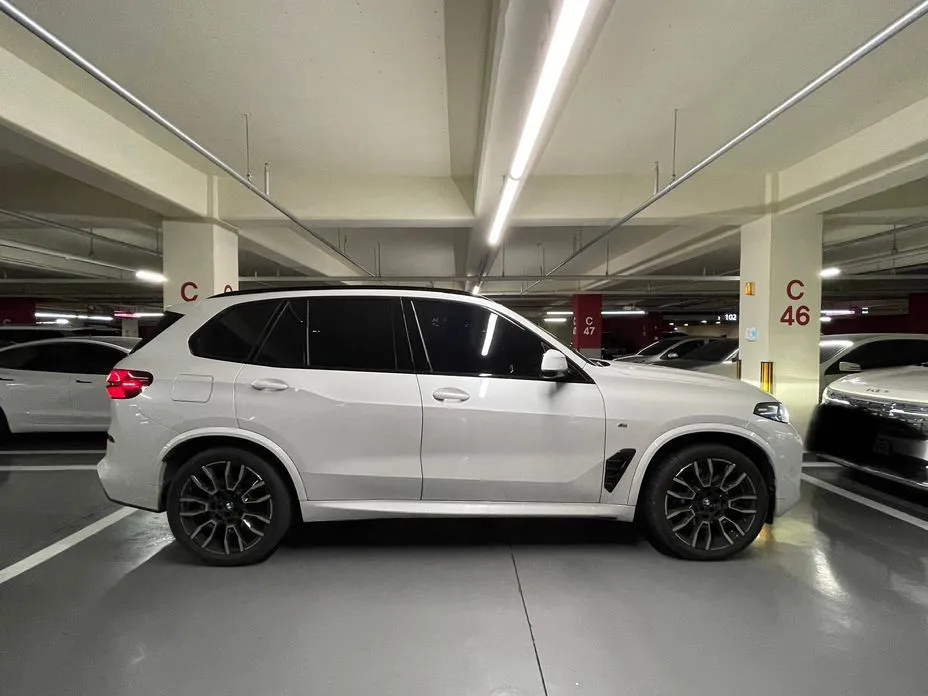 BMW X5 — фото 1