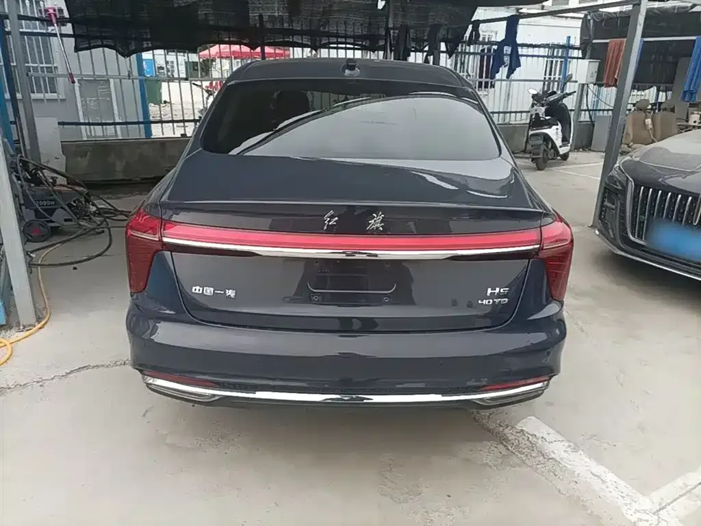 Hongqi H5 — фото 9