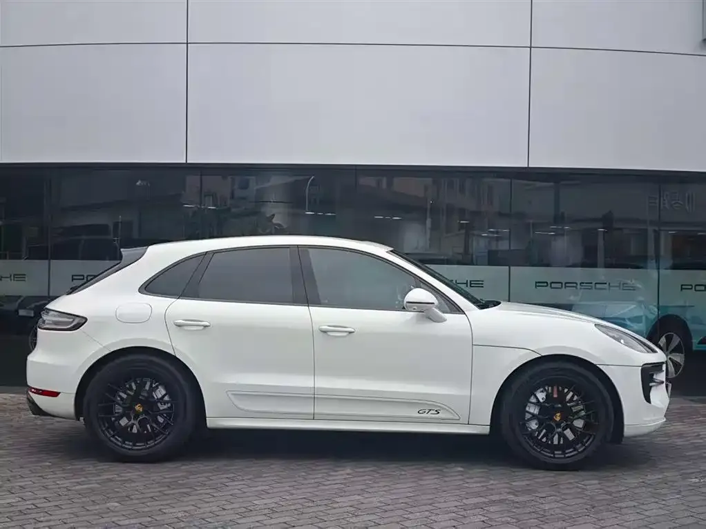 Porsche Macan 2021 из CN, фото 2