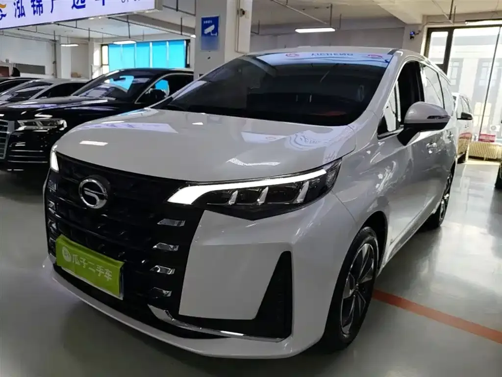 GAC Motor Trumpchi M6 — фото 8