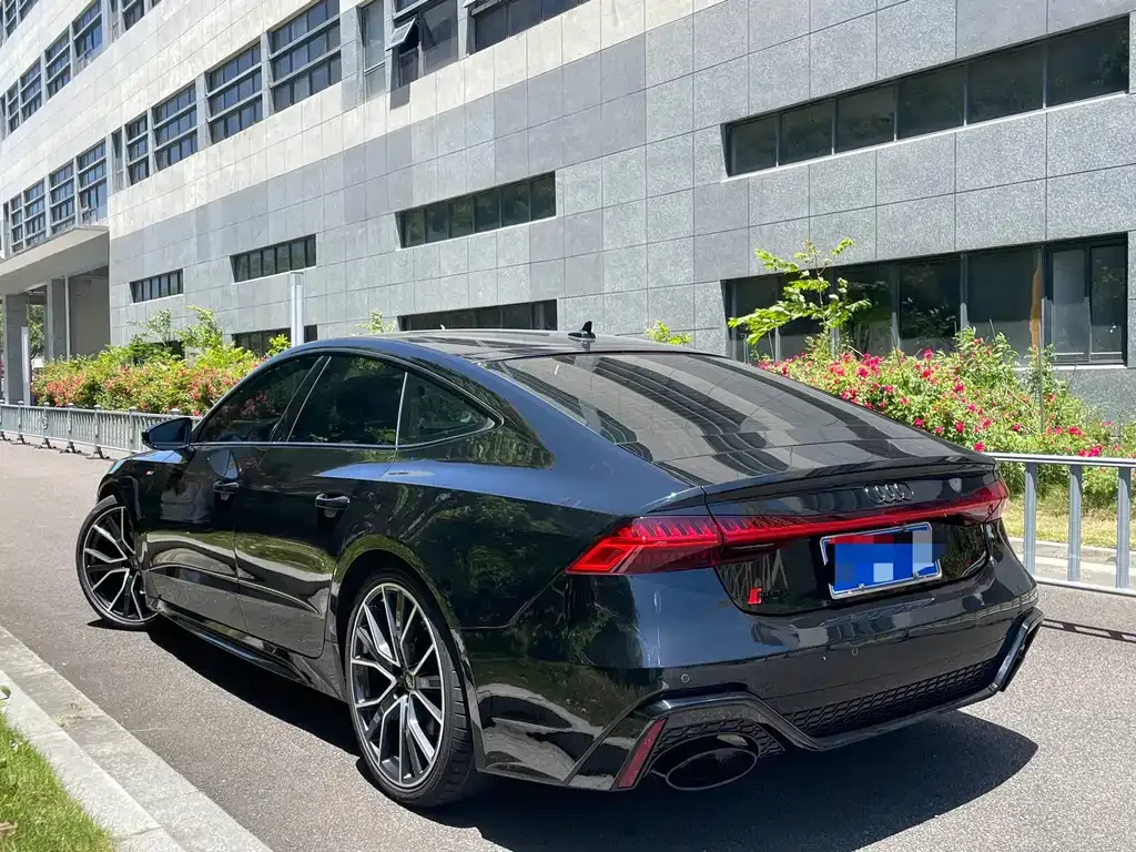 Audi A7 — фото 10